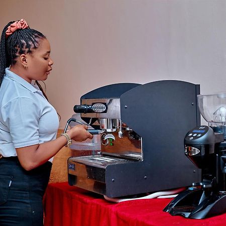 Luwa Evergreen Hotel Mtwara Ngoại thất bức ảnh