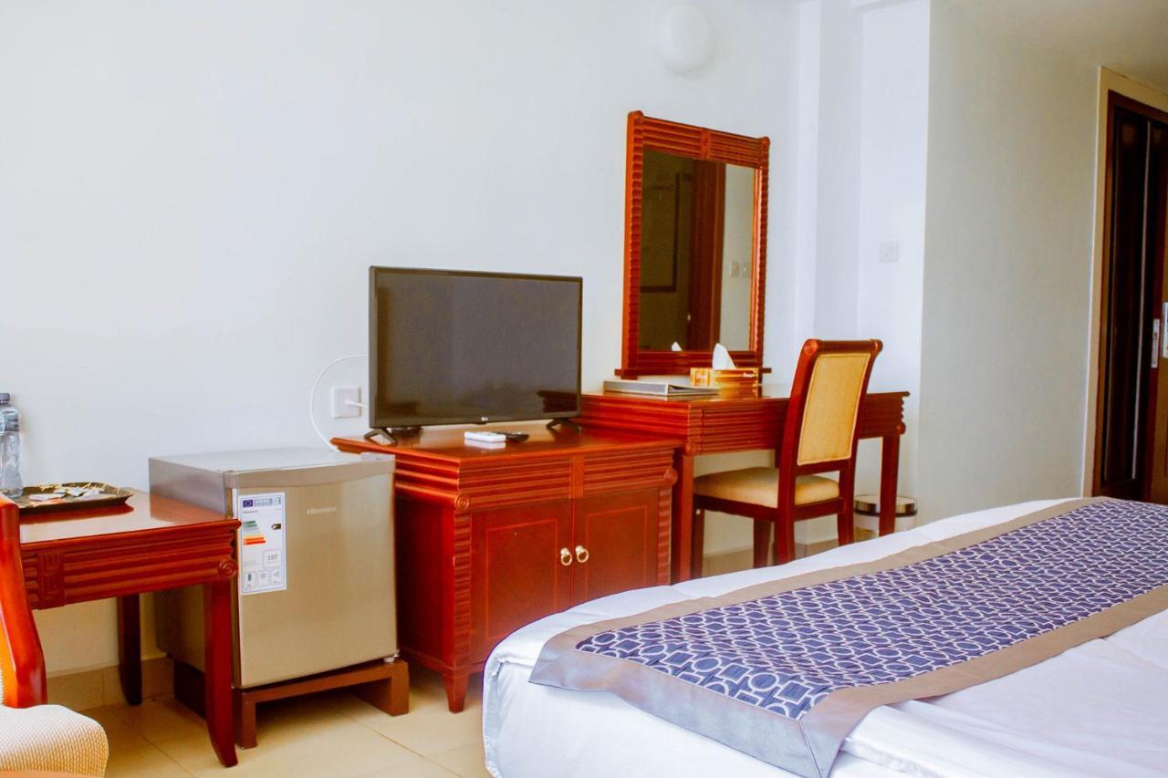 Luwa Evergreen Hotel Mtwara Ngoại thất bức ảnh